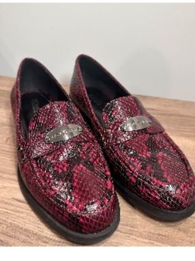 BNIB Authentic Michael Kors Women’s Red Snakeskin-Effect Loafers